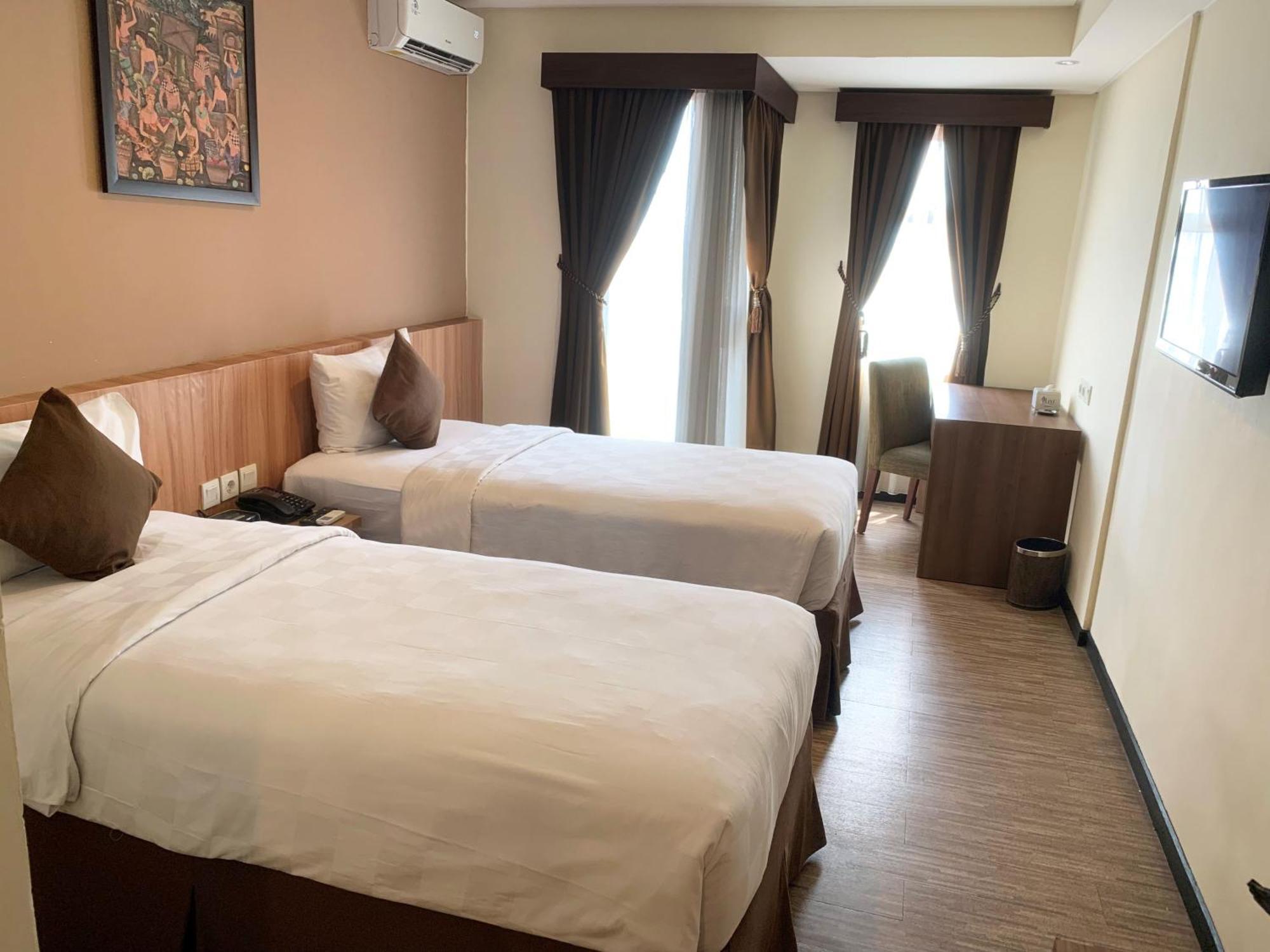 Nemuru Grand Serpong Panunggangah Kültér fotó